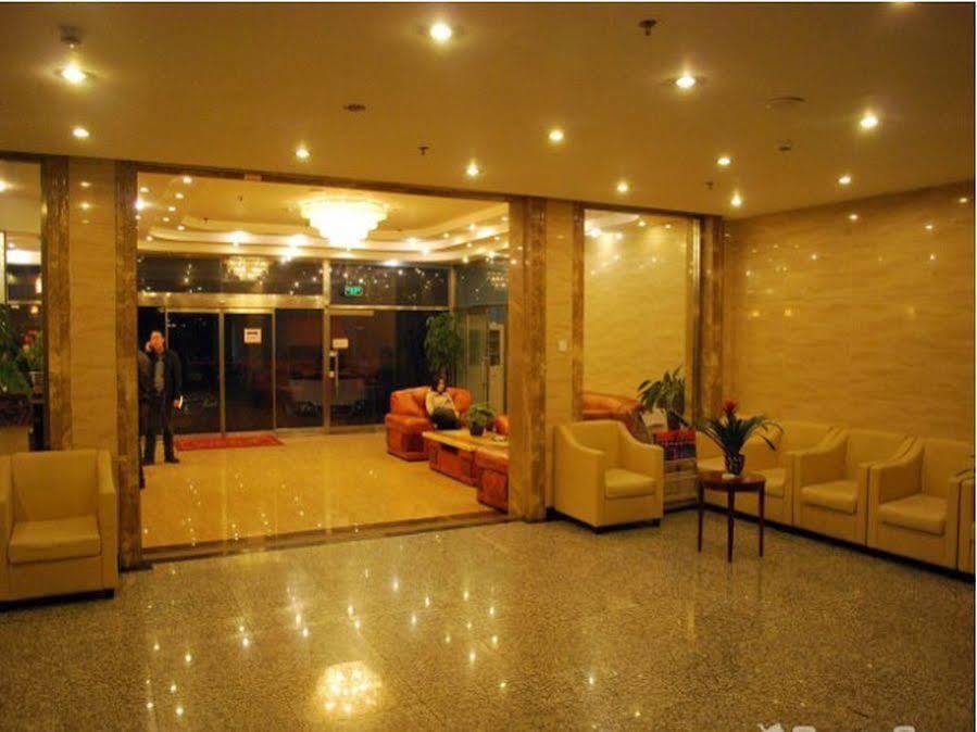 Beijing Silvery Ocean Hotel Shunyi Bagian luar foto
